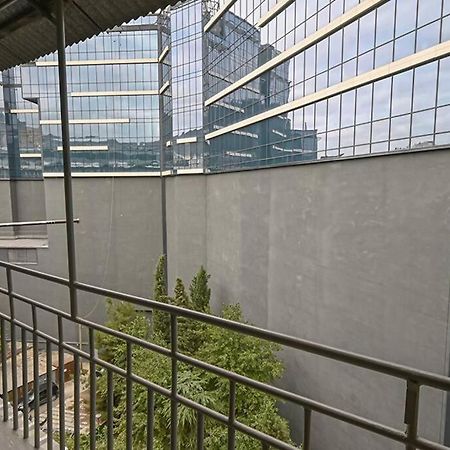 Studio With Balcony In Old City Tbilisi Bagian luar foto